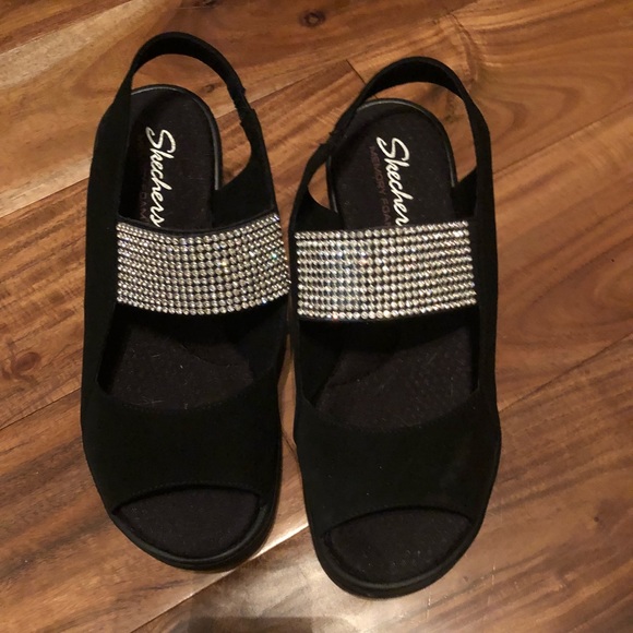 skechers memory foam heels